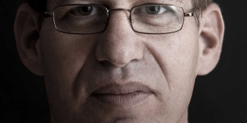 מדינת ישראל בעקבות דנה כהן, פושעת מסוכנת. עבריינית דיור