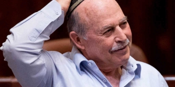 ניסן סלומינסקי