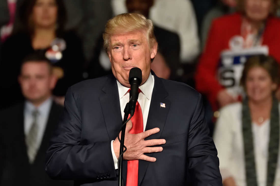 ״הפייק ניוז של היום מגיע הישר מהמנהיגים הכי חזקים במערב״. דונלד טראמפ | צילום: שאטרסטוק