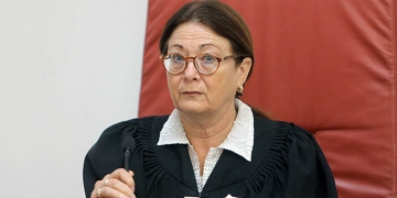 השופטת אסתר חיות, נשיאת בית המשפט העליון