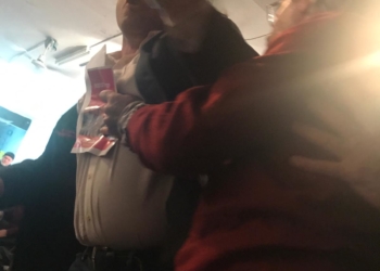 "היה כנס מצוין, כשדב סיים לדבר, קפצו ארבעה חוליגנים, ונתנו לי איזה דף שאפילו לא הספקתי לראות מהו, הוציאו דגלים וגידפו".