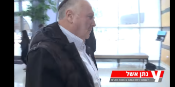 נתן אשל בכניסה לדיוני המו"מ הקואליציוני בשבוע שעבר | צילום מסך