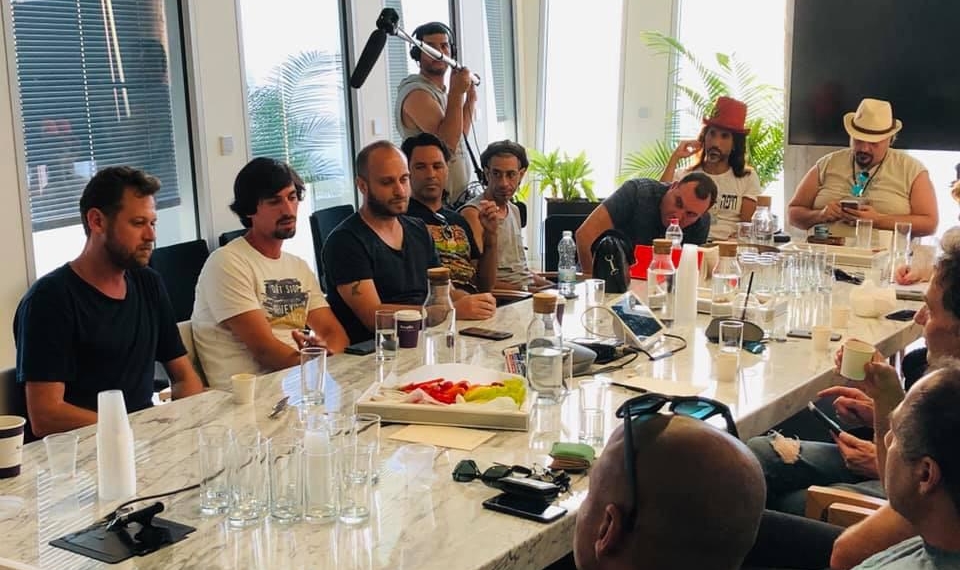 פגישת מפיקי סצנת המסיבות אתמול. "נעשה קמפיין מסודר ונוציא את האמת"