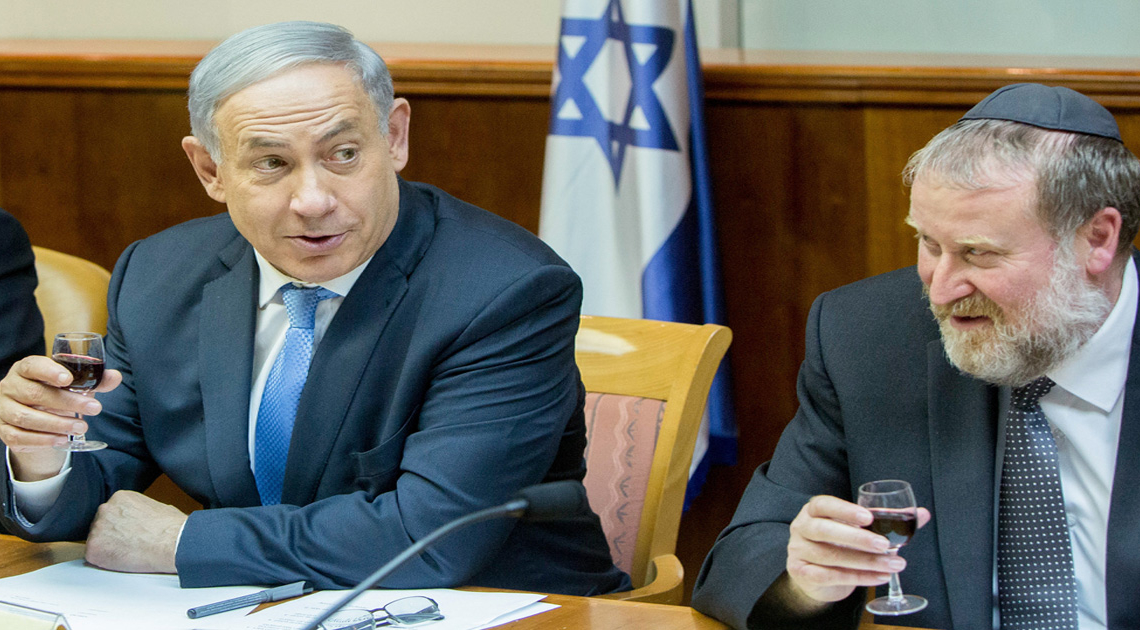 הפרשה הביטחונית החמורה בתולדות המדינה. מנדלבליט ונתניהו, 2014 | צילום: יונתן זינדל, פלאש90