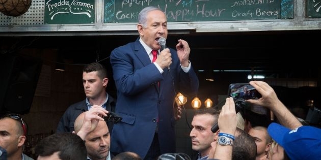 נתניהו במחנה יהודה, לפני הבחירות האחרונות | צילום: יונתן סינדל, פלאש 90