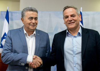 מתאחדים: עמיר פרץ וניצן הורוביץ | צילום: פלאש90