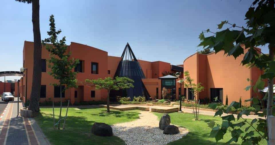 מרכז לב השרון, צילום מסך