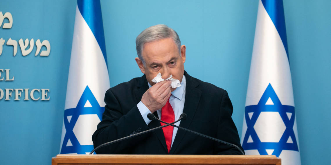 נתניהו במסיבת עיתונאים | צילום: אוליבייר פיטוסי, פלאש90
