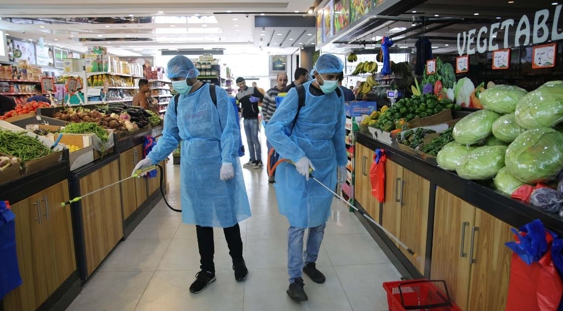 חיטוי קורונה בסופרים במגזר הערבי | פלאש 90