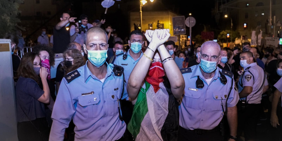 ההפגנות בלפור | צילום: איתי רון