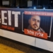השלט עם אלירן מלול שעלה הבוקר על אוטובוסים ברחבי הארץ