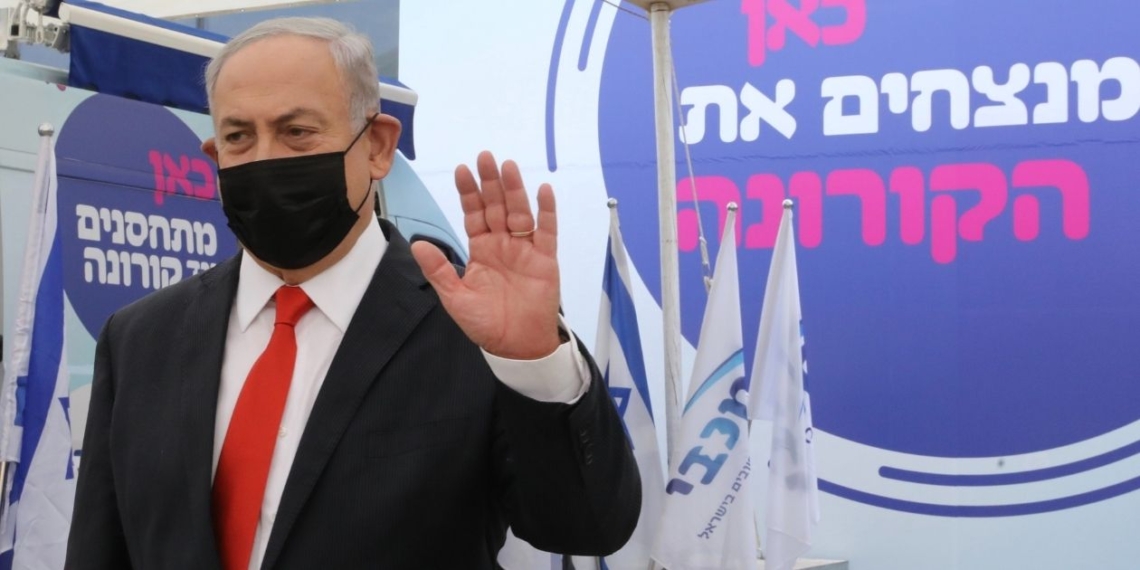 נתניהו בתחנת חיסון השבוע | צילום: מארק ישראל שלם, פול צלמים, פלאש 90
