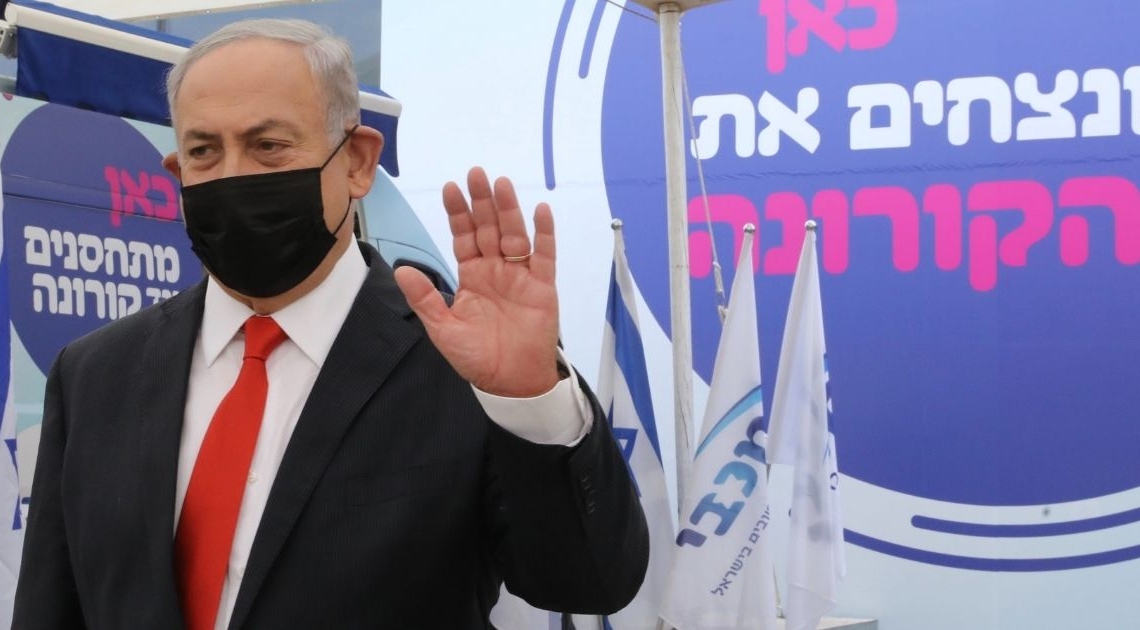 נתניהו בתחנת חיסון השבוע | צילום: מארק ישראל שלם, פול צלמים, פלאש 90