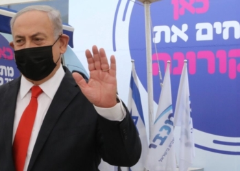 נתניהו בתחנת חיסון השבוע | צילום: מארק ישראל שלם, פול צלמים, פלאש 90