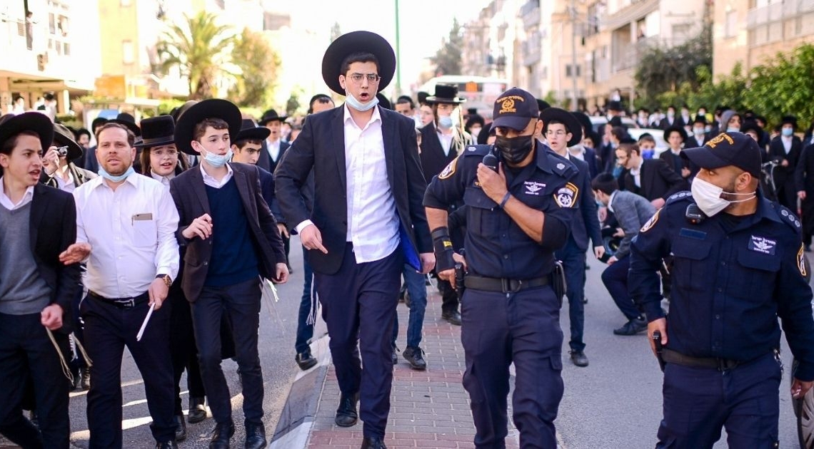 ההפגנות בבני ברק. צילום: תומר נויברג, פלאש 90