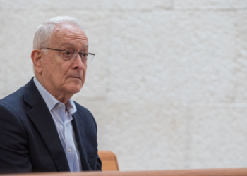 עמוס שוקן | צילום: אוליבייה פיטוסי, פלאש 90