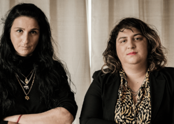 עו"ד ספיר סלוצקר-עמראן (מימין) וכרמן אלמקייס-עמוס, שייסדו את ארגון שוברות קירות. צילום: ביא בר קלוש