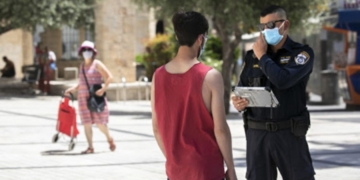 למצולמים אין קשר לכתבה, אילוסטרציה | צילום: פלאש 90, אוליבייה פיטוסי