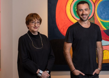 סטיב נסימה וסוזן לנדאו בגלריה שלהם בתל אביב | צילום: אבישג שאר ישוב, "הארץ"