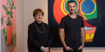 סטיב נסימה וסוזן לנדאו בגלריה שלהם בתל אביב | צילום: אבישג שאר ישוב, "הארץ"