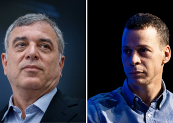 עמית סגל ושלמה פילבר | צילום: יונתן סינדל, פלאש 90