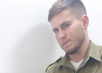 אורי ארנרייך | צילום: מאשה אברבוך. עיצוב: גיא עמיאל