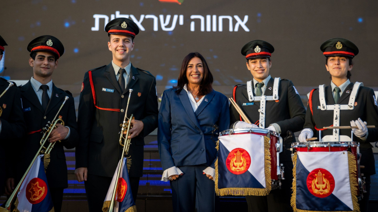 נעמי נידם, עורכת "שקוף"