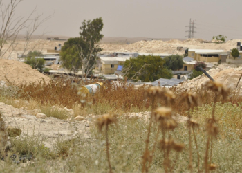 הכפר הבדואי ואדי נעם, יוני השנה. צילום: יעל געתון