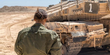 חיילת מגדוד קרקל | צילום: דובר צה"ל