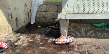 תחנת אוטובוס בשדרות שבה נרצחו 13 גימלאים | צילום: דור זומר