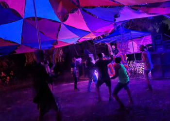 בליינים בפסיידאק בשבת לפנות בוקר, כמה שעות לפני שהחלה המתקפה הרצחנית של חמאס