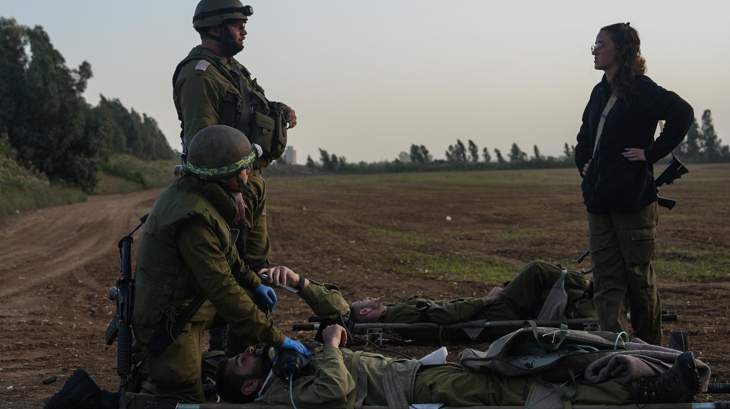 חיילים בתרגיל בצפון השבוע. מפגש עם פסיכולוג מיד לאחר הקרבות חיוני למניעת הלם קרב | צילום: אייל מרגולין, פלאש 90