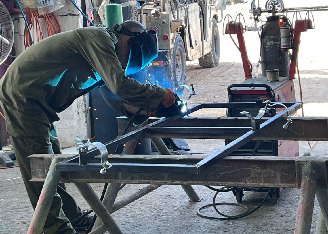 מסגרייה באורים | צילום: עינת פישביין