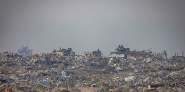 בניינים הרוסים בעזה בצמוד לגבול עם ישראל | צילום: תומר נויברג, פלאש 90