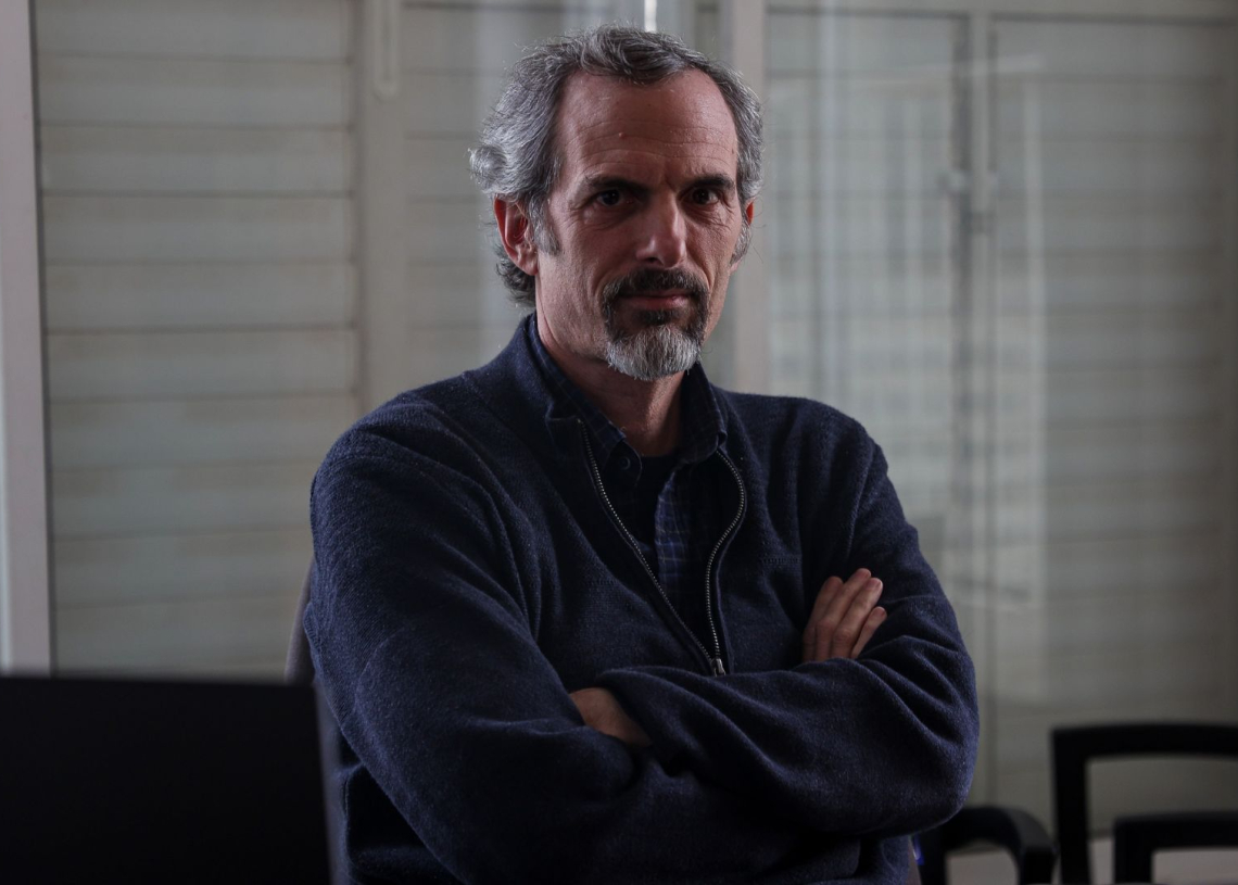 ד"ר יובל הרפז | צילם: איתי רון | עיצוב גרפי: גיא עמיאל