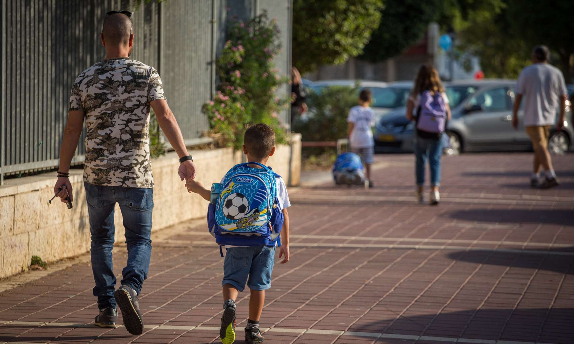 תלמידים בדרך לבית הספר במעלה אדומים, למצולמים אין קשר לכתבה | צילום: הדס פרוש, פלאש 90