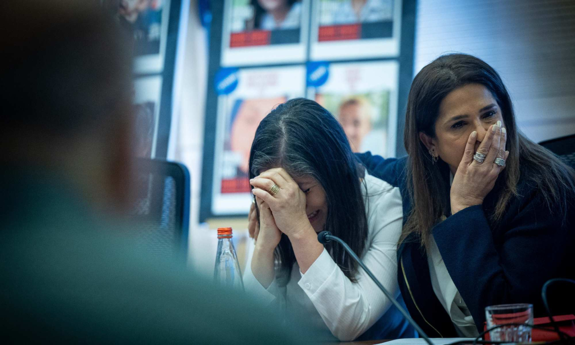 לילי בן עמי וח״כ מירב בן ארי, הבוקר לאחר הדיון | צילום: יהונתן סינדל, פלאש 90