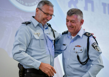 עמי אשד ופרץ עמר ביולי האחרון | צילום: אבשלום ששוני, פלאש 90