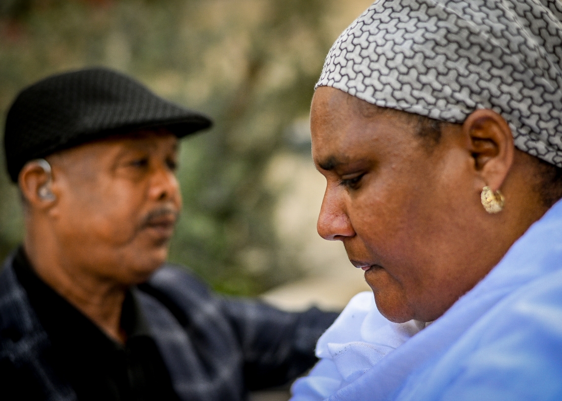 הוריו של טקה לאחר הדיון בהכרעת הדין בחודש אפריל | צילום: פלאש 90