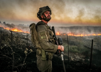 מיכאל גלעדי, פלאש 90