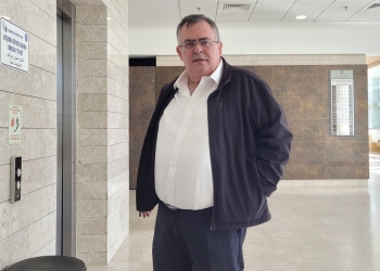 ח"כ דוד ביטן בבית המשפט המחוזי בלוד, דצמבר 2024 (צילום: איתמר ב"ז)