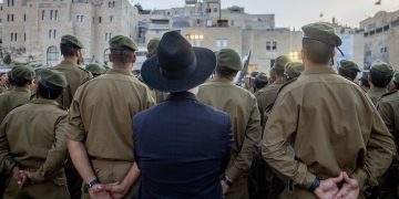 חיים גולדברג, פלאש 90