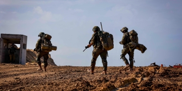 אורן כהן, פלאש 90