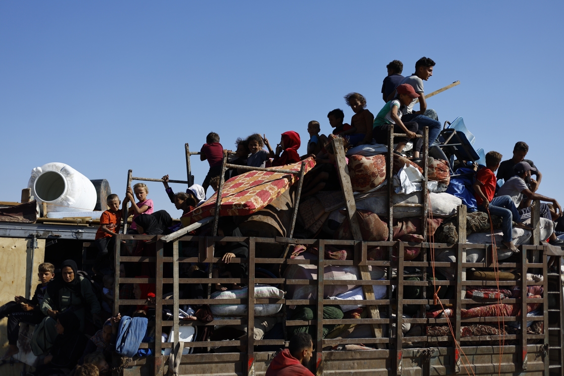 פליטים העיר עזה מתפנים דרומה, אל המואסי | פלאש 90