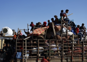 פליטים העיר עזה מתפנים דרומה, אל המואסי | פלאש 90