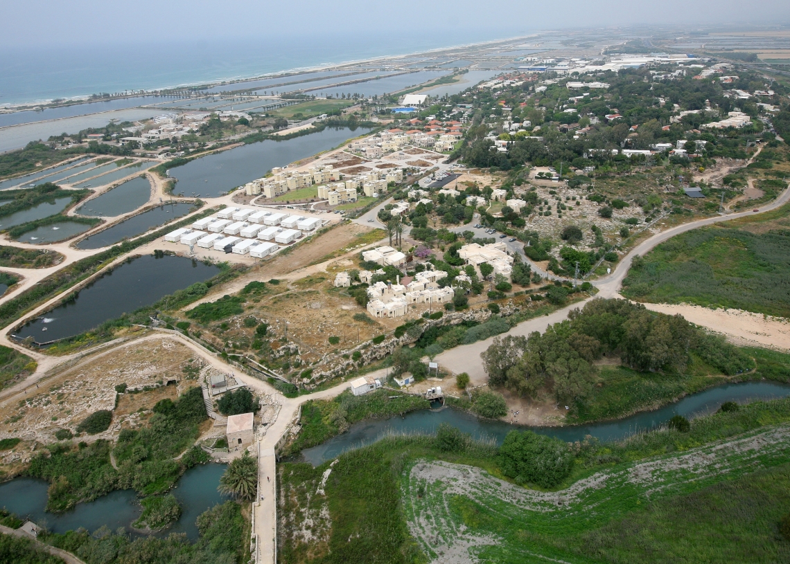 נחל תנינים כדי לדחוק את ג׳סר א-זארקא | צילום: פלאש 90