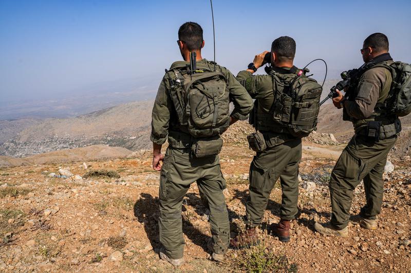 חיילים ישראלים נראו בצד הסורי של הר החרמון, 12 באוגוסט 2025. צילום: אייל מרגולין/Flash90