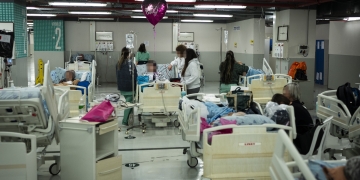 מטופלים ״פר חניה״ | קומה מינוס 2 באיכילוב בזמן מבצע ״שׁאגת הארי״ | צילום: פלאש 90