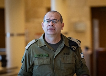 ראש המוסד, רומן גופמן. בתפקידו כמזכיר הצבאי של רה״מ קיבל לידיו את תוכנית הפעולה נגד ההשפעה הזרה. לפי הלשכה, זו לא הגיעה לנתניהו מעולם | צילום: פלאש 90